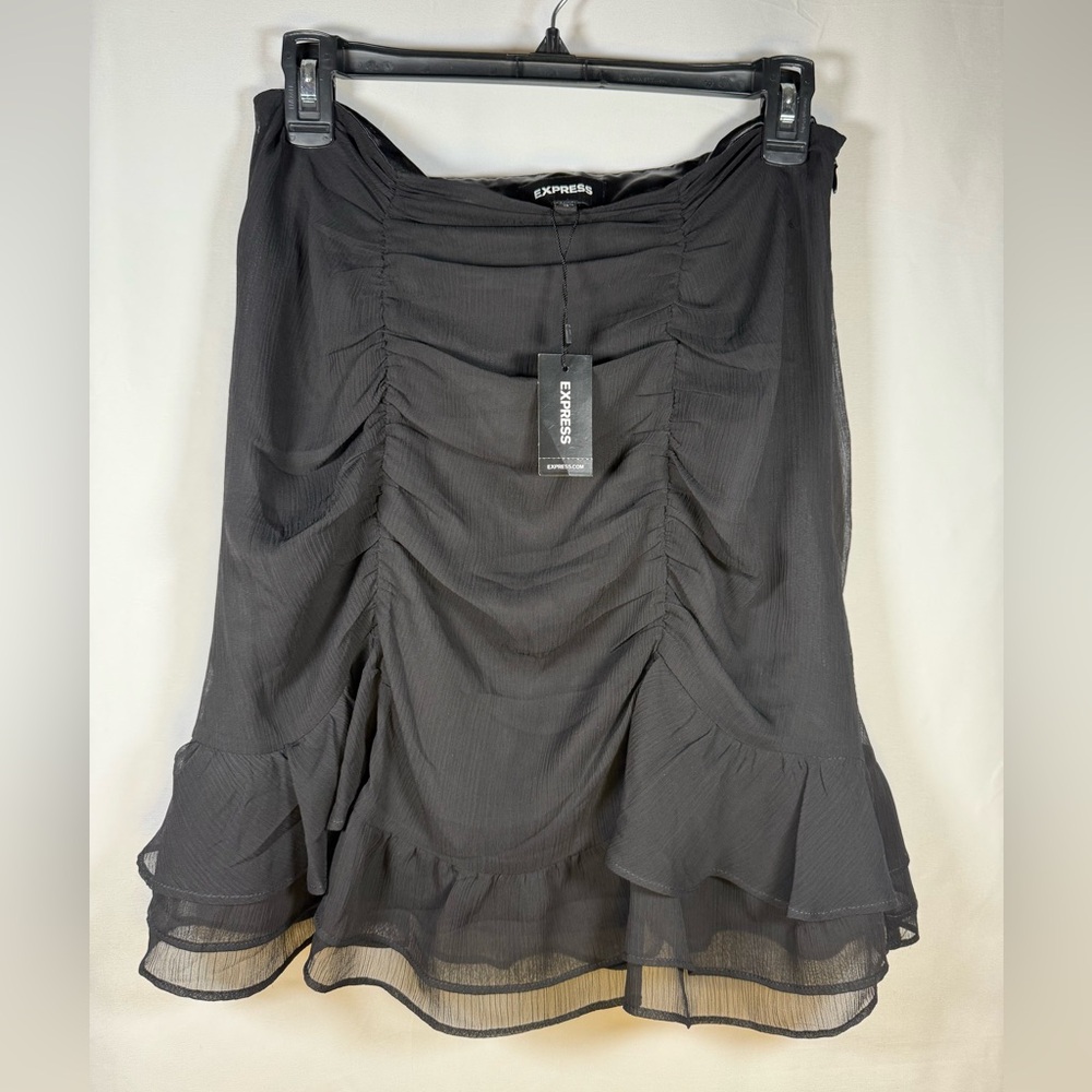 Express Elegant Flowy Black Skirt 10 NWT